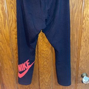 Nike cropped leggings